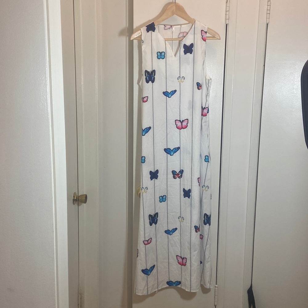 Women’s dress